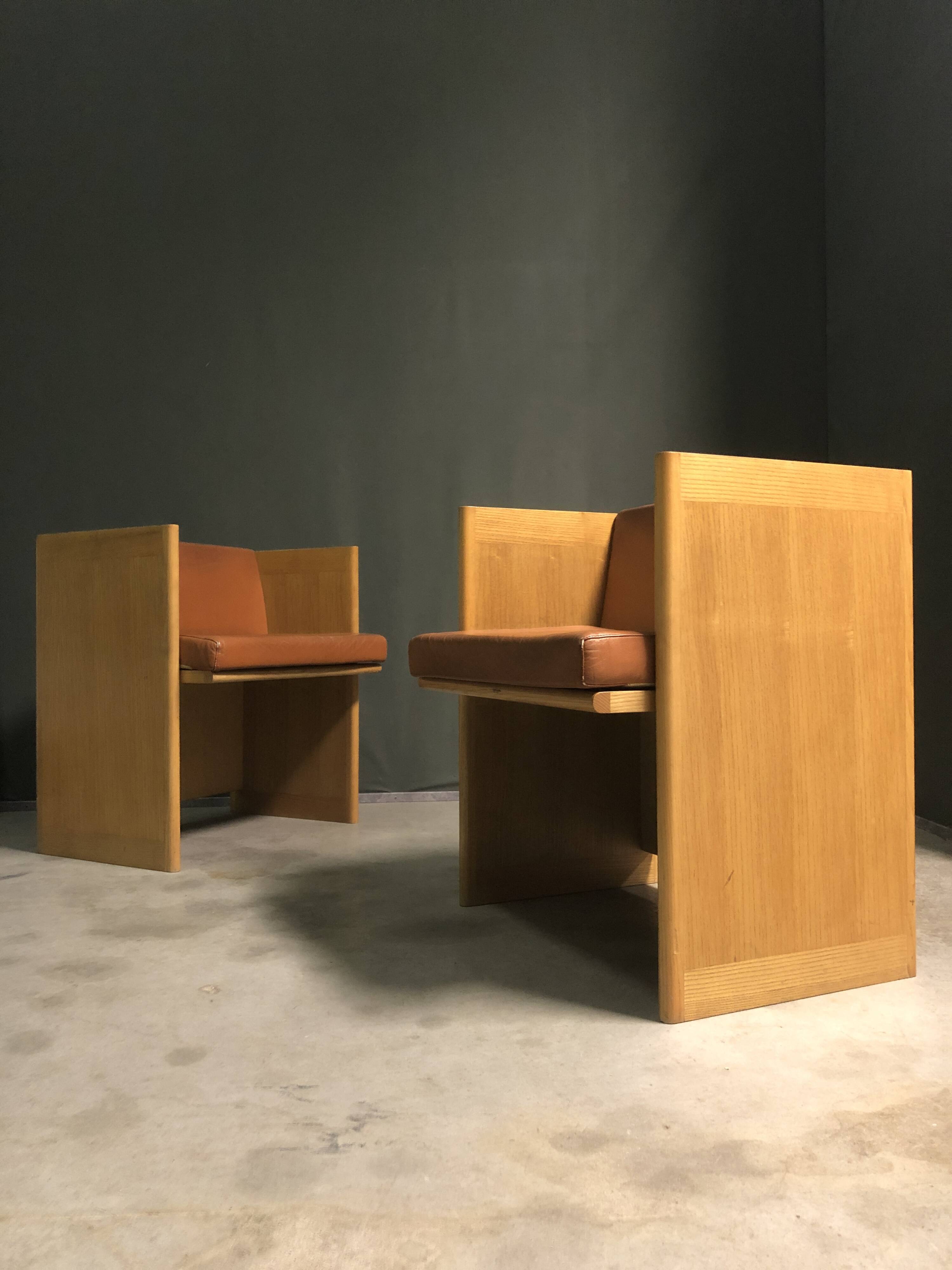 Pair of 1980's italian cubic armchairs