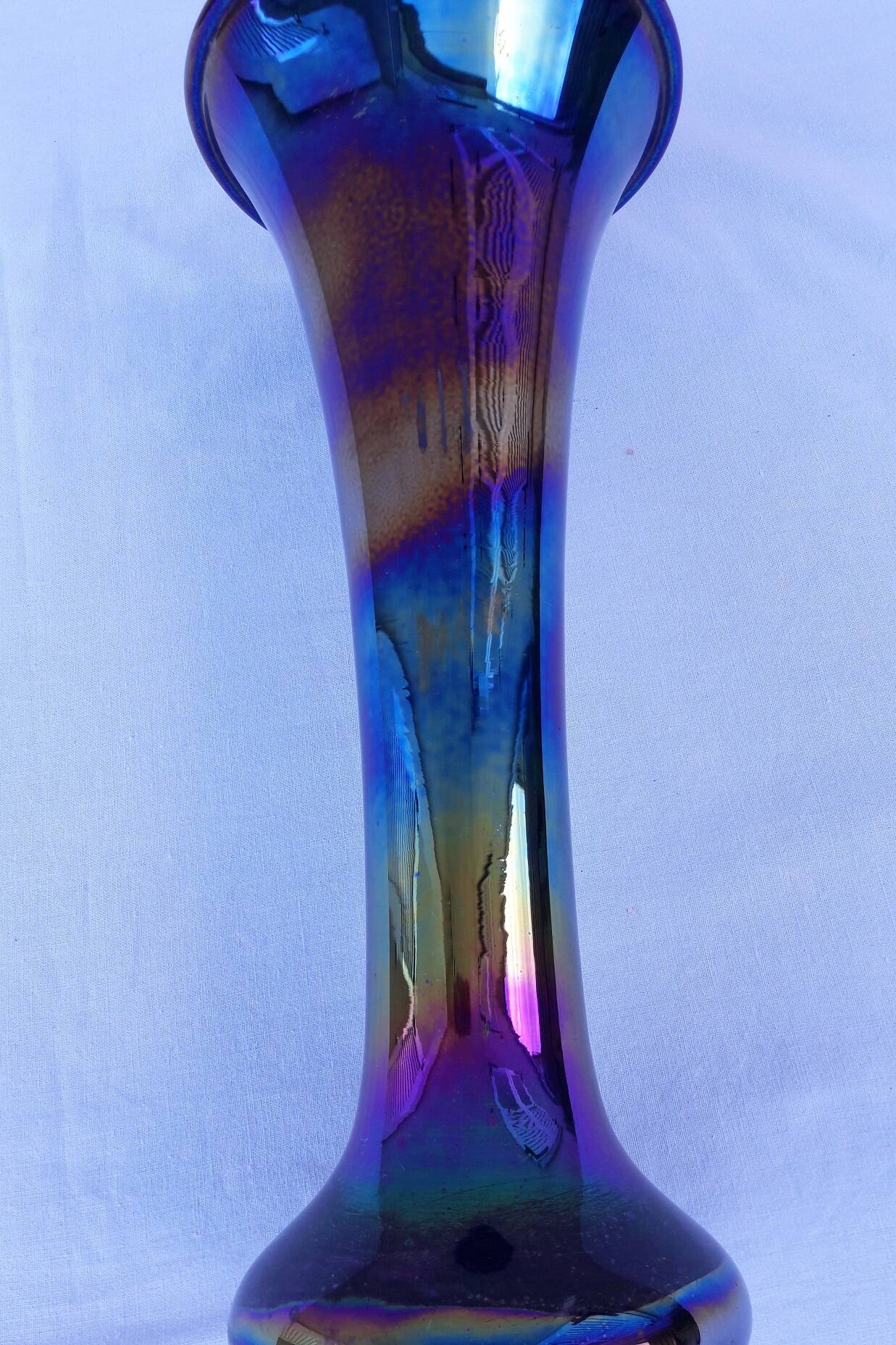 Iridescent glass vase