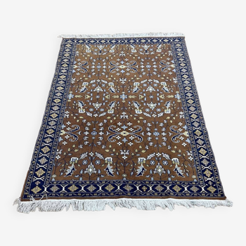 Tapis pakistanais en laine fait main - L=1m75 l=1m27..