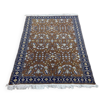 Tapis pakistanais en laine fait main - L=1m75 l=1m27..