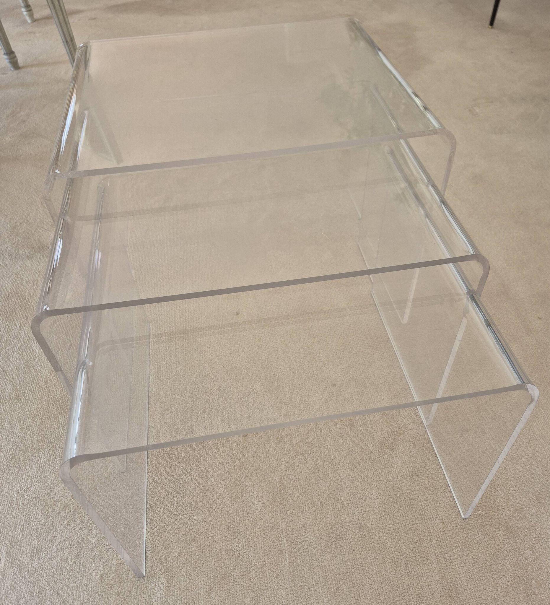 Trio de tables Gigogne Roche Bobois en Altuglass
