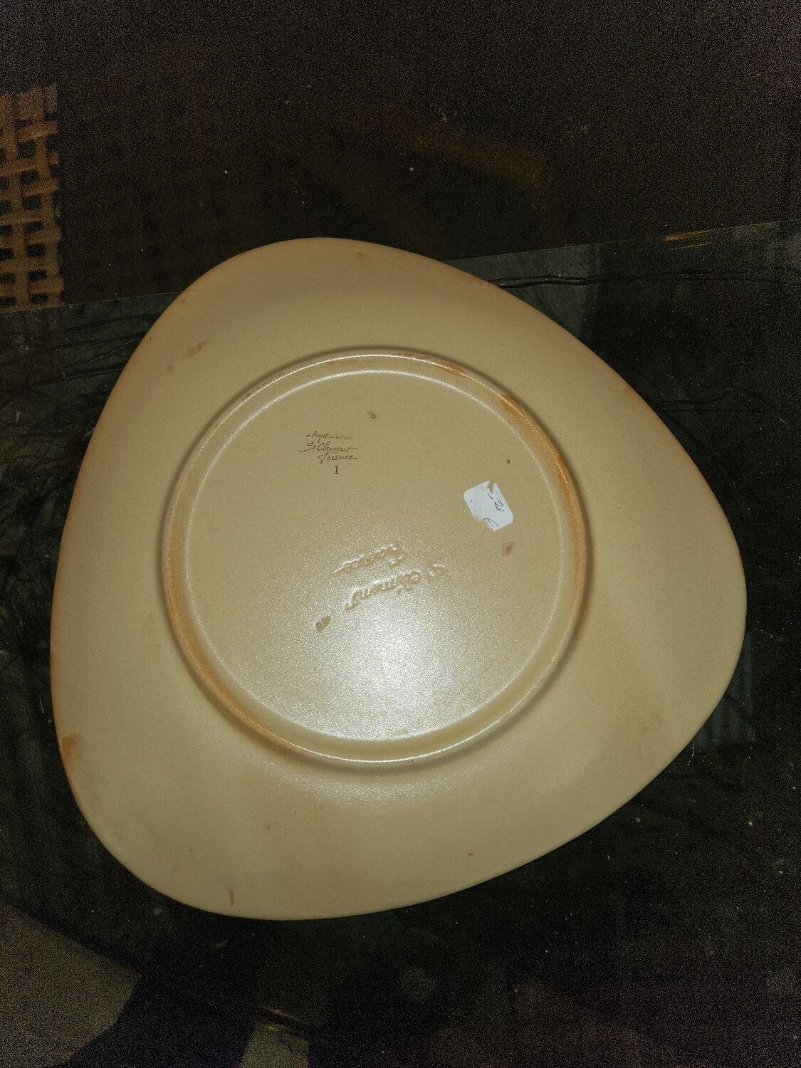 Dish in Saint Clement
