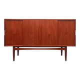 1960s sidebaord / highboard in teak with sliding doors