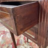 Paire de tables de chevet de style Louis XV en acajou