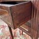 Paire de tables de chevet de style Louis XV en acajou