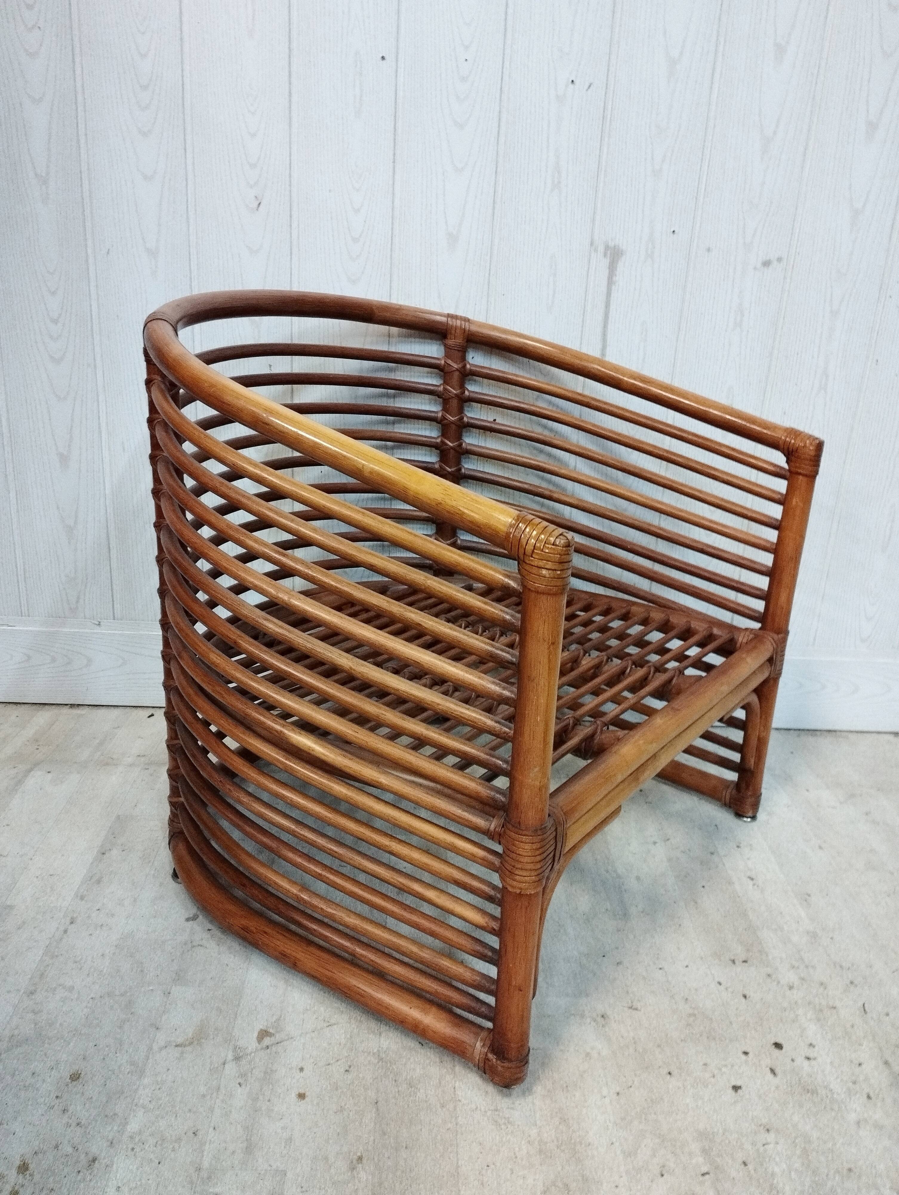 Bench and its bamboo and rattan armchair