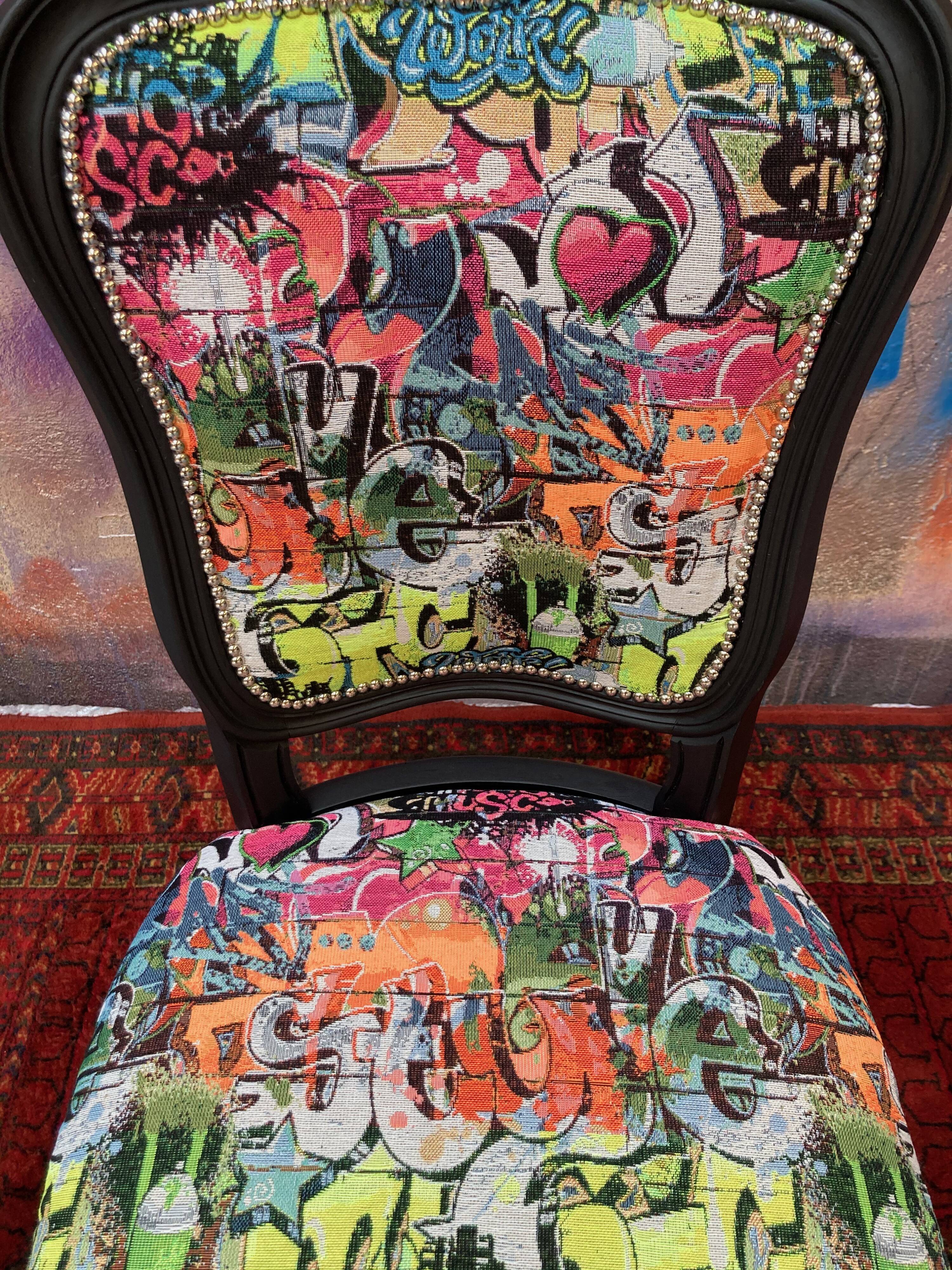 Street art noire chair