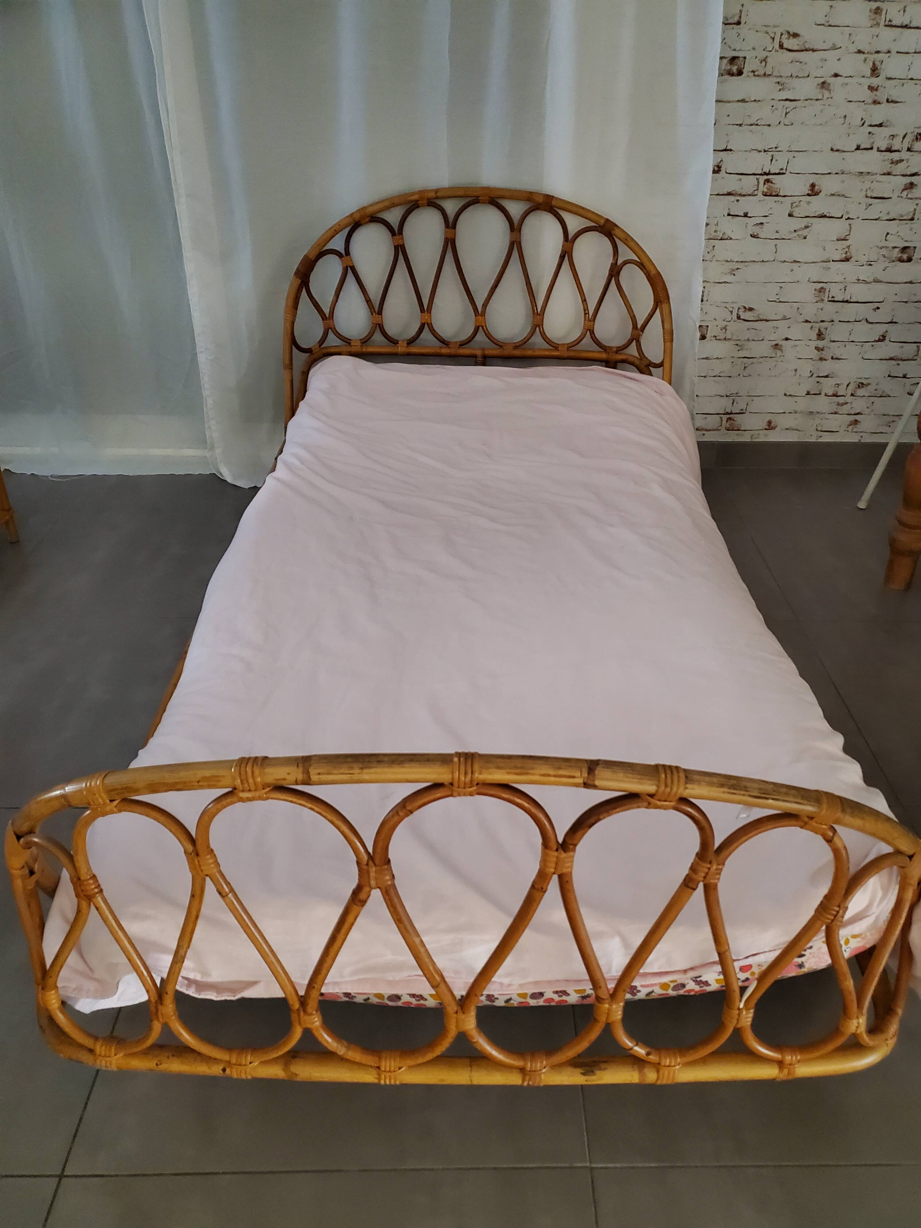 Rattan bed and bedside set