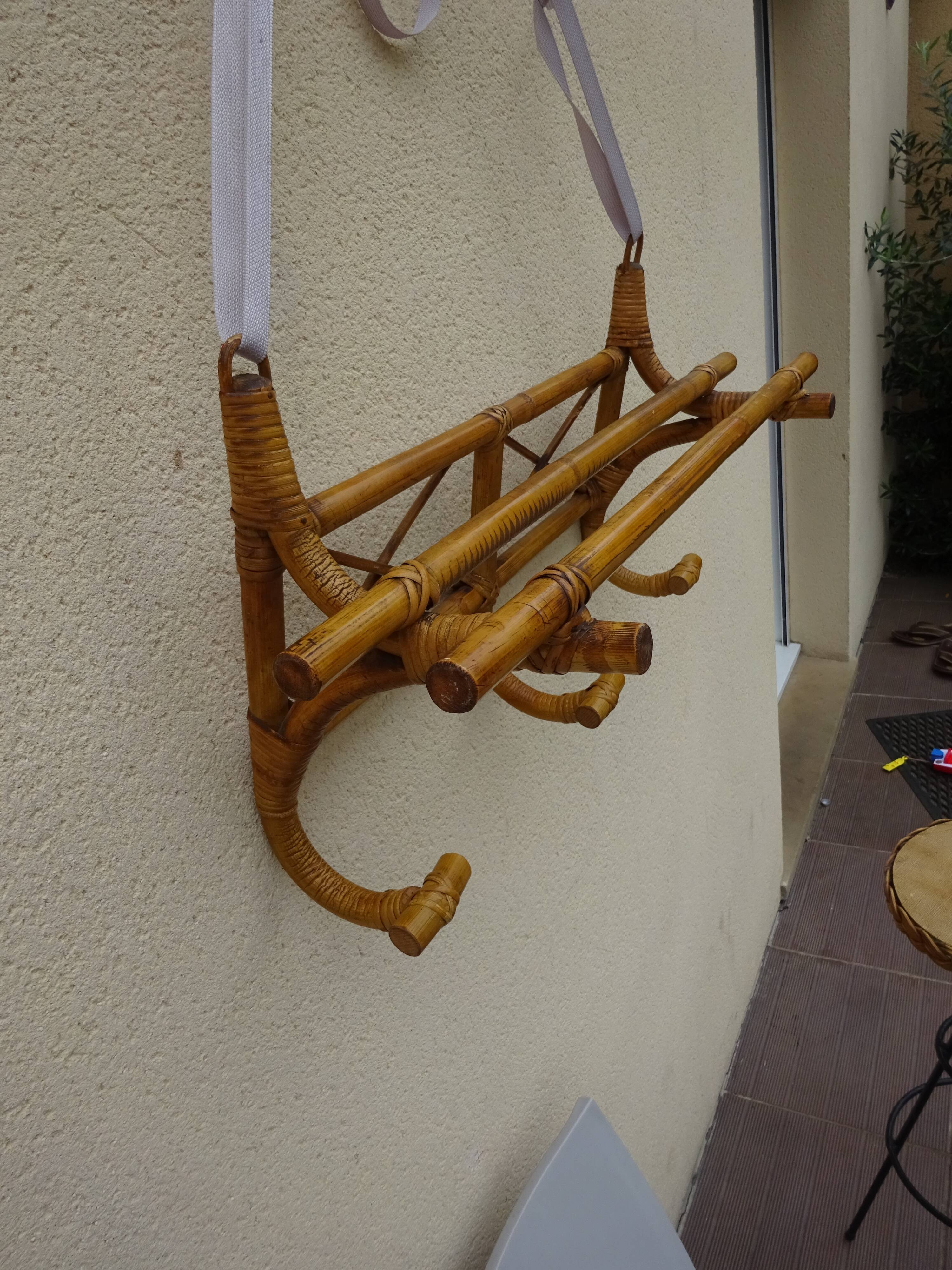 Vintage coat rack in rattan