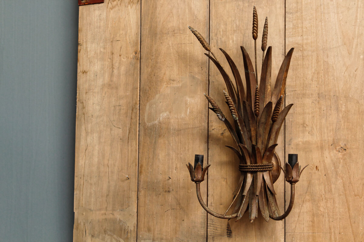 Wall lamp, sheaf of wheat