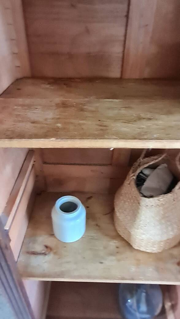 Parisian wardrobe - showcase spirit