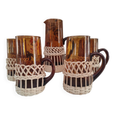 Service à citronnade 7 pièces vintage en verre ambré avec anse et contour en osier tressé