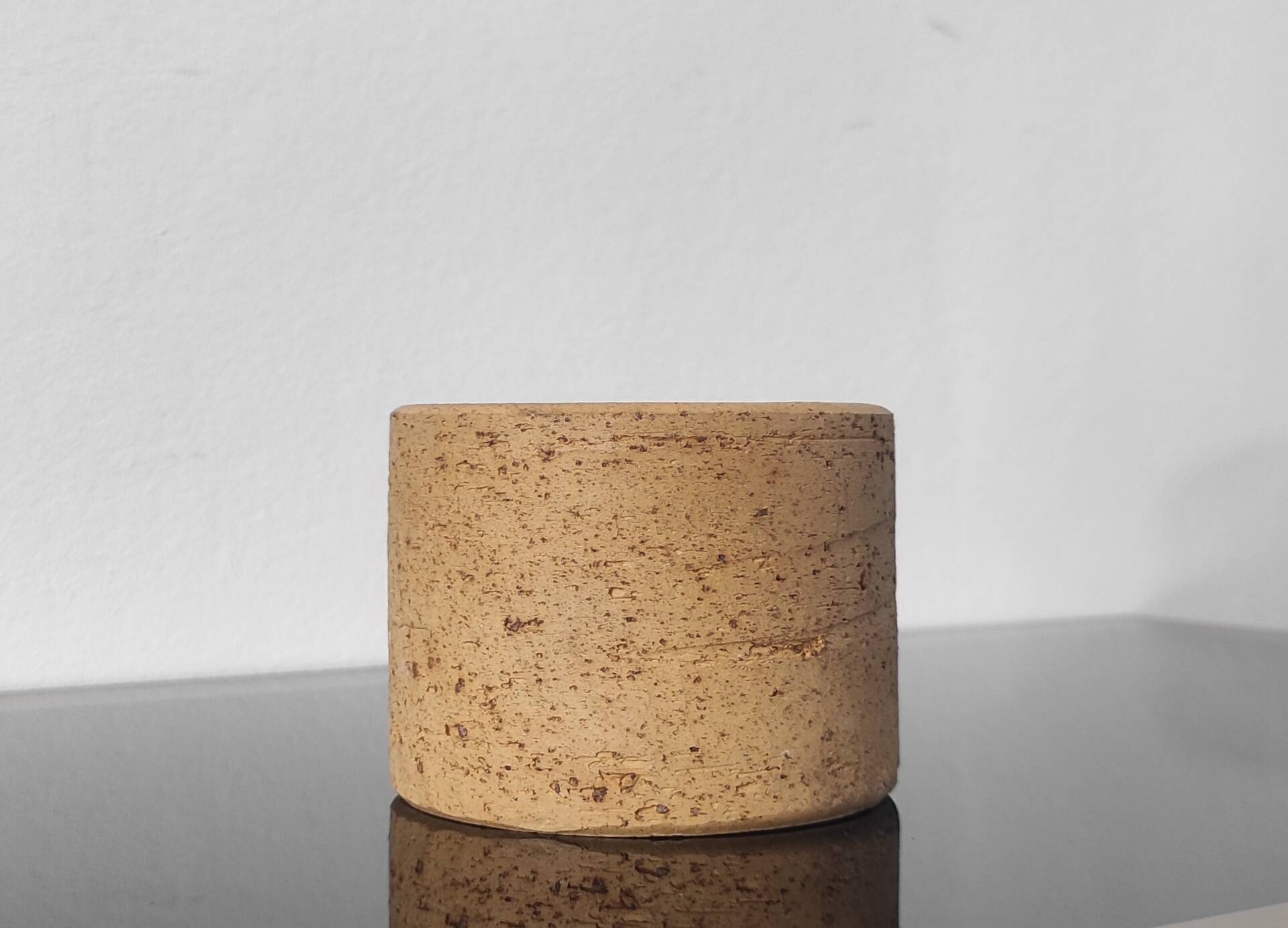 Cup, pot in raw pyrite stoneware and glaze