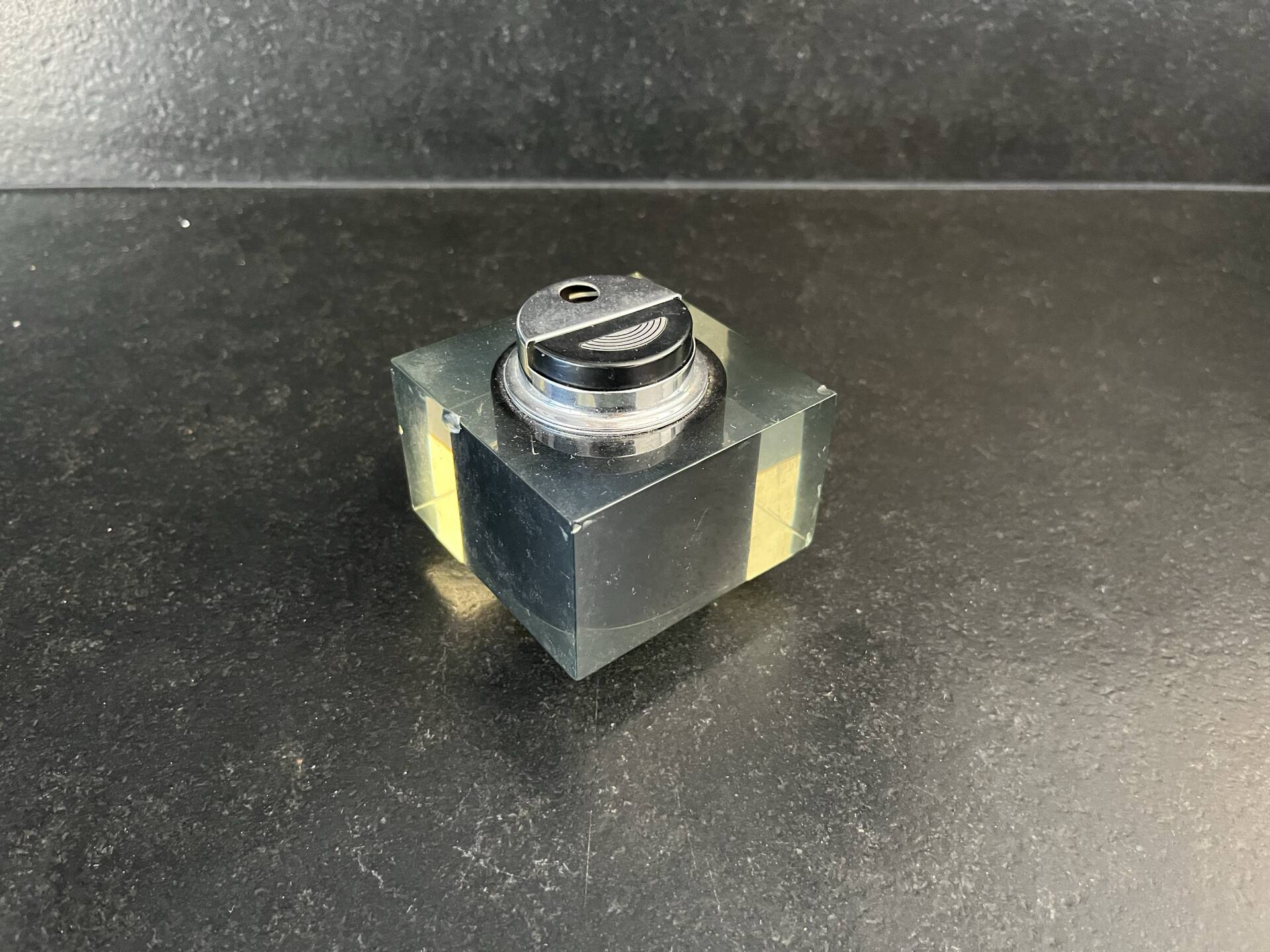 Sarome Japan table lighter