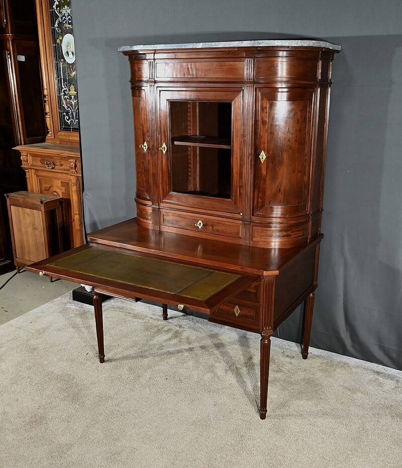 Louis XVI desk in Cuban mahogany – Late 18th century