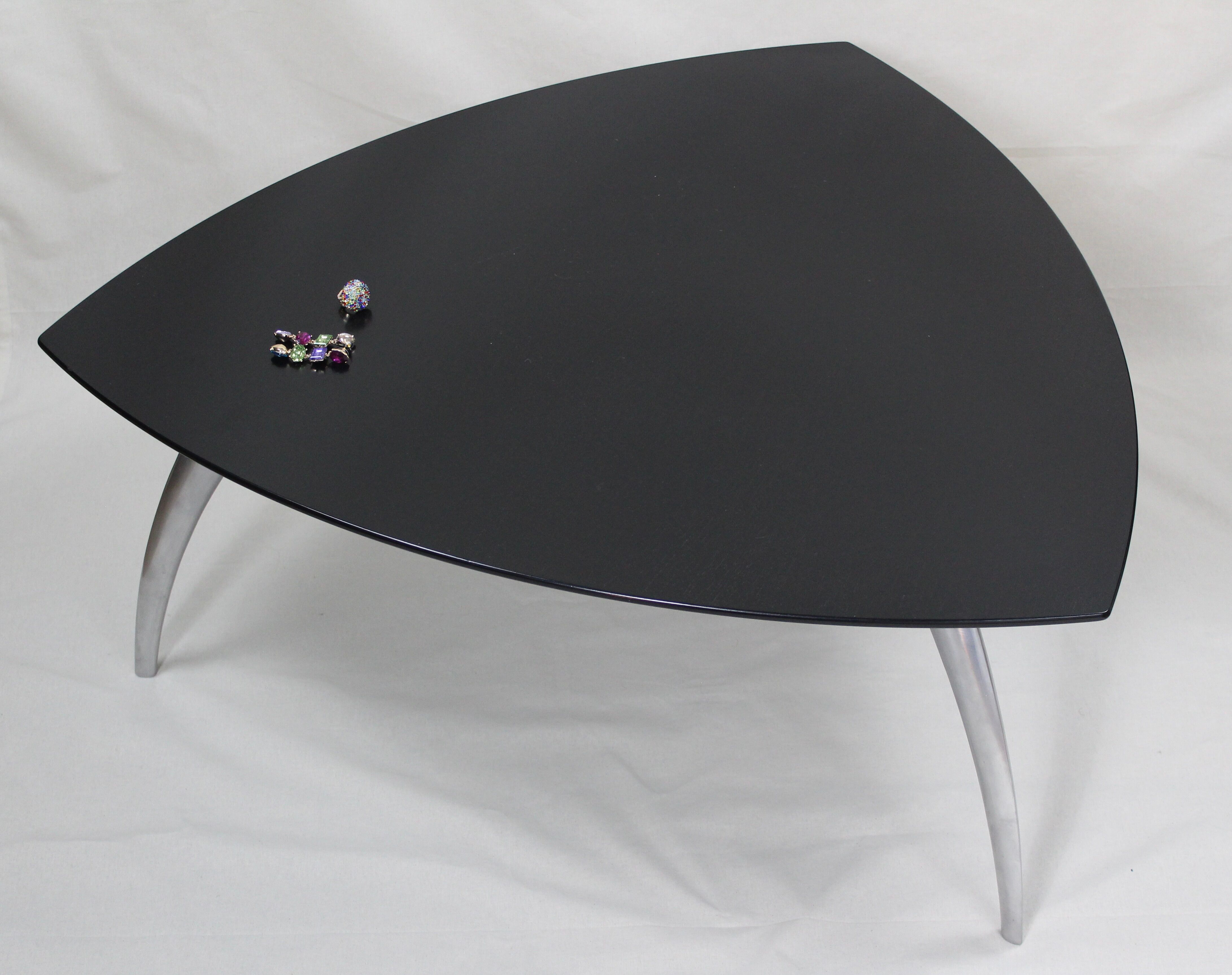 Table basse "Tucano" par Marc Berthier circa 1990