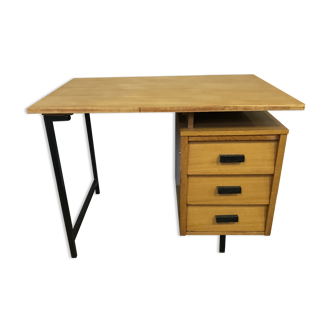 Desk years 60