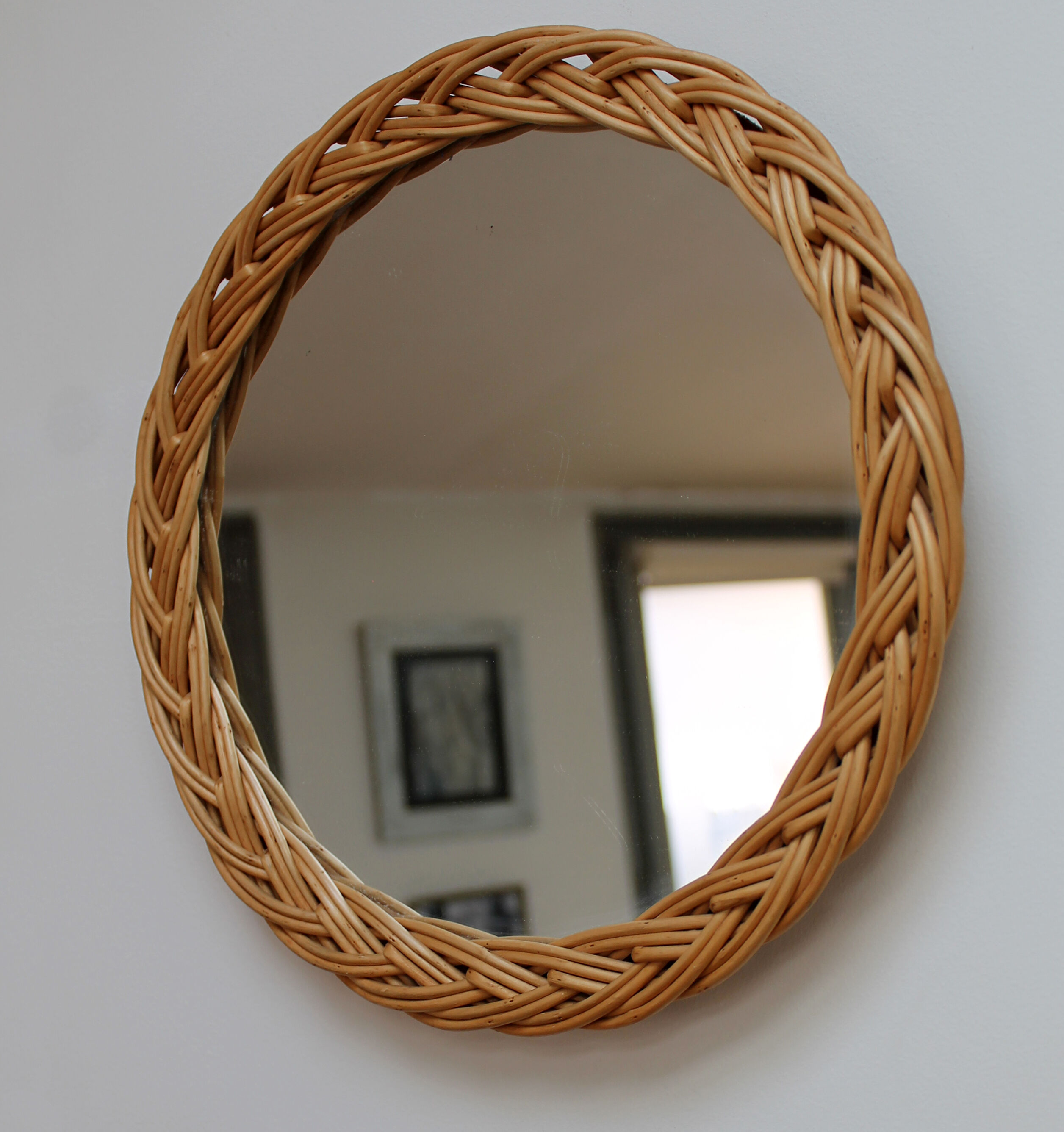 Rattan mirror diameter 23cm
