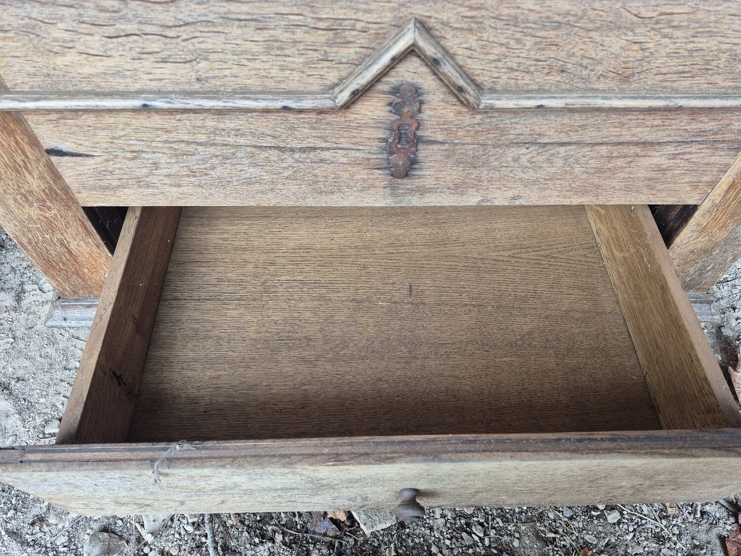 Antique wooden furniture, 2 parts.