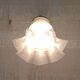 Applique col de cygne en laiton, porcelaine et verre - mid. XXeme