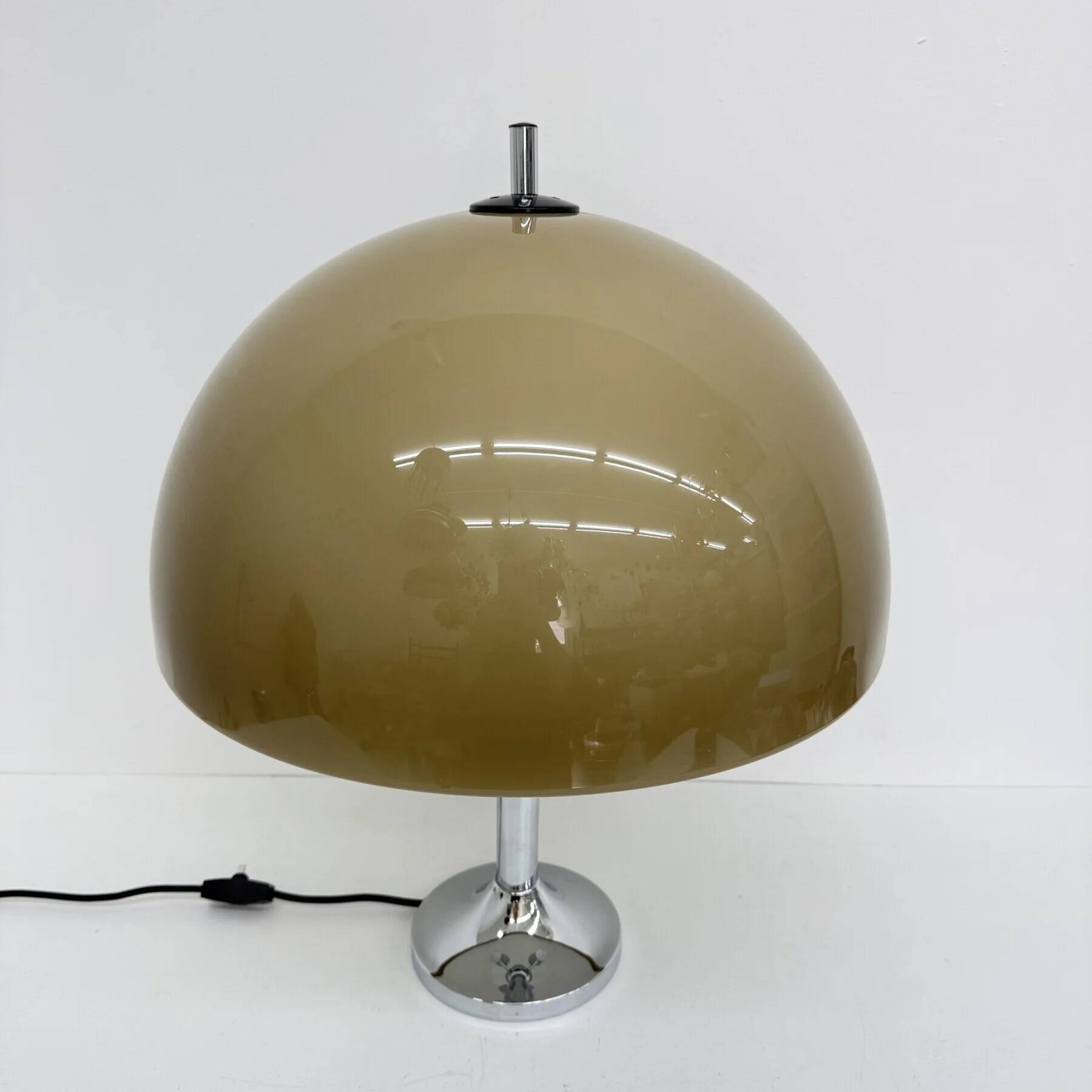 Mid-century mushroom table lamp with chrome base, 1970s
