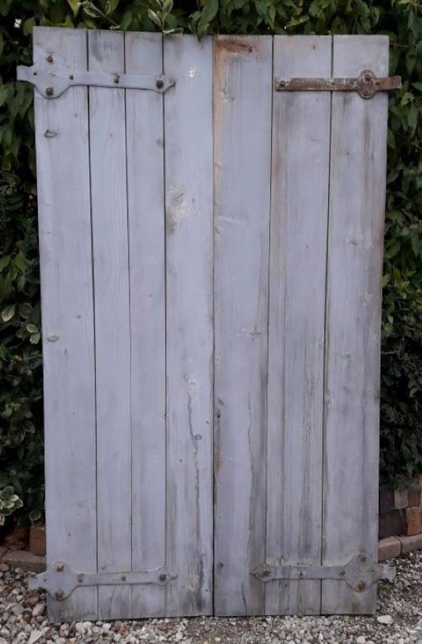 Pair of shutters fir hinges XVIII° old