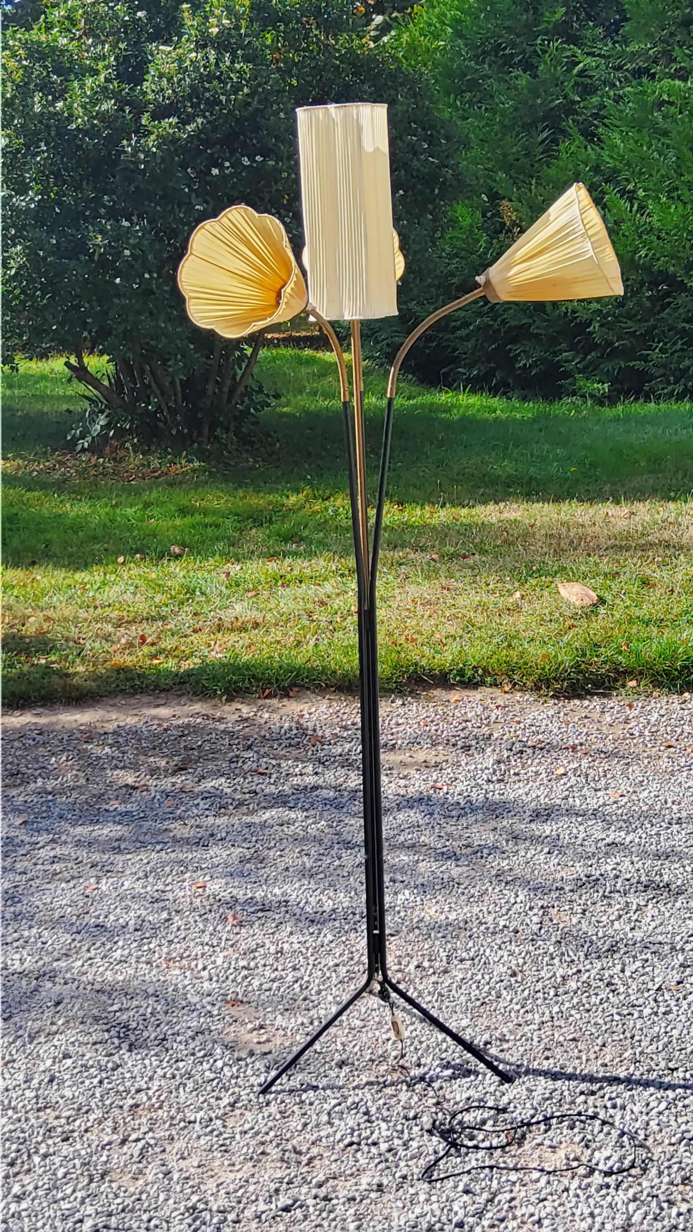 Vintage floor lamp from the 50s in metal and brass 4 flexible lights with tripod base