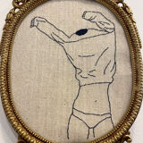 Broderie encadrée