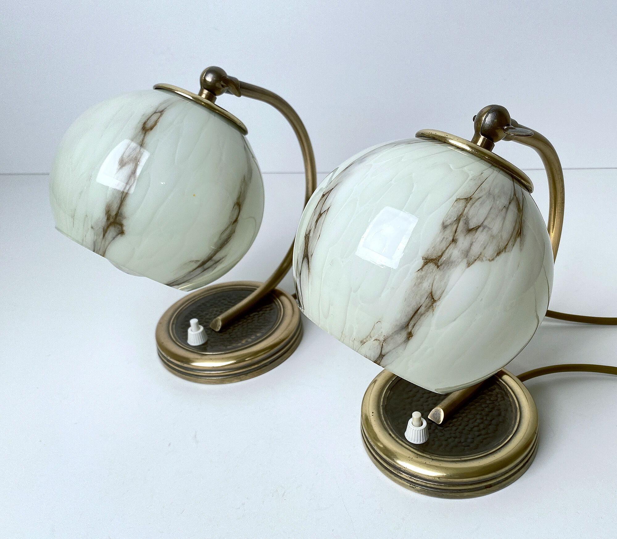 Pair of vintage lamp art deco bauhaus, 30s, marbled glass brass