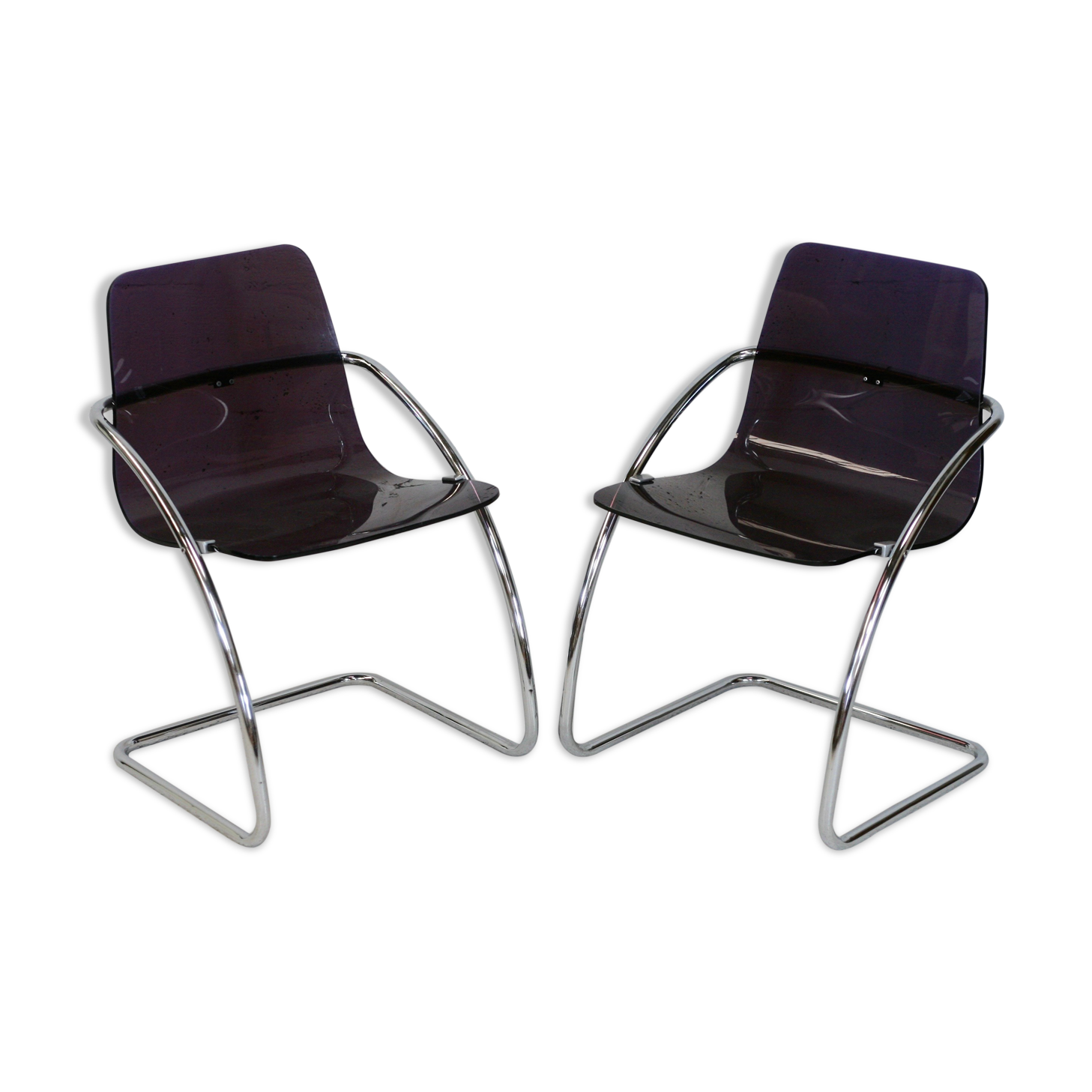 Pair of chairs by Yves Christin, tubular steel, purple plexiglass. Ed. Airborne, France cira 1970