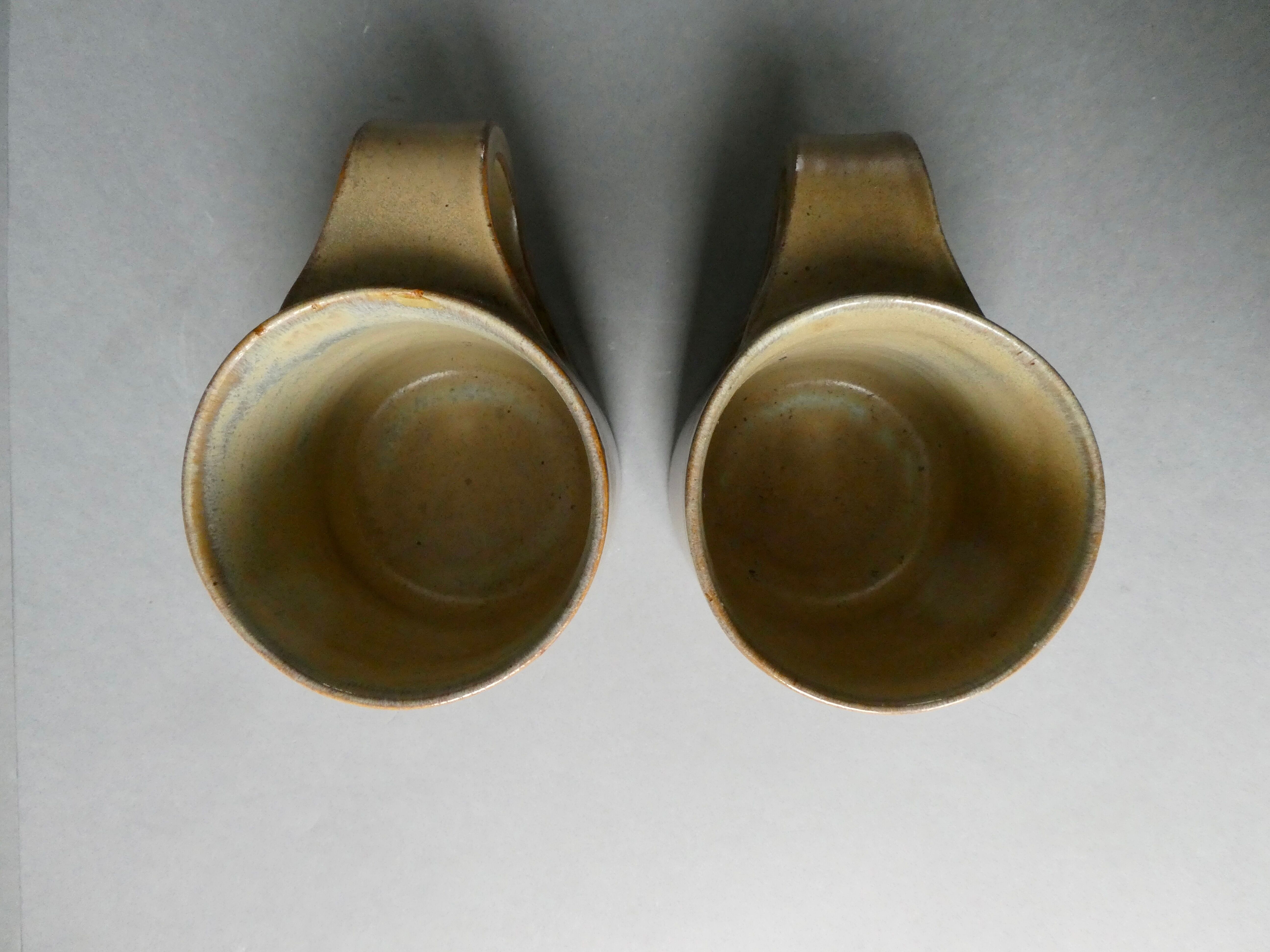 2 stoneware mugs Arts Ceram Grands fires, Puisaye sandstone