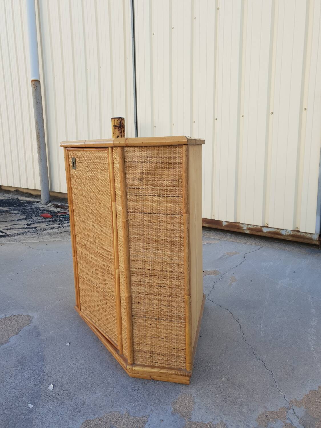 Rattan corner cupboard 1970