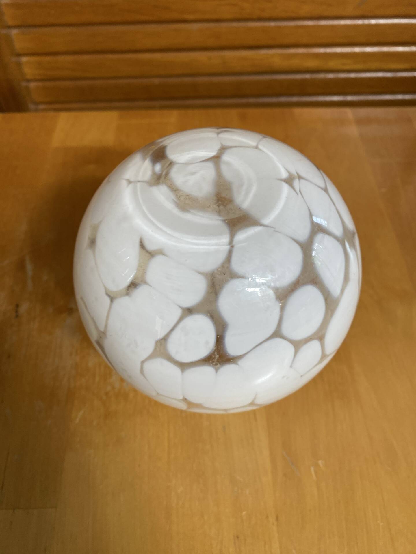 Murano speckled glass ball vase, vintage soliflore.