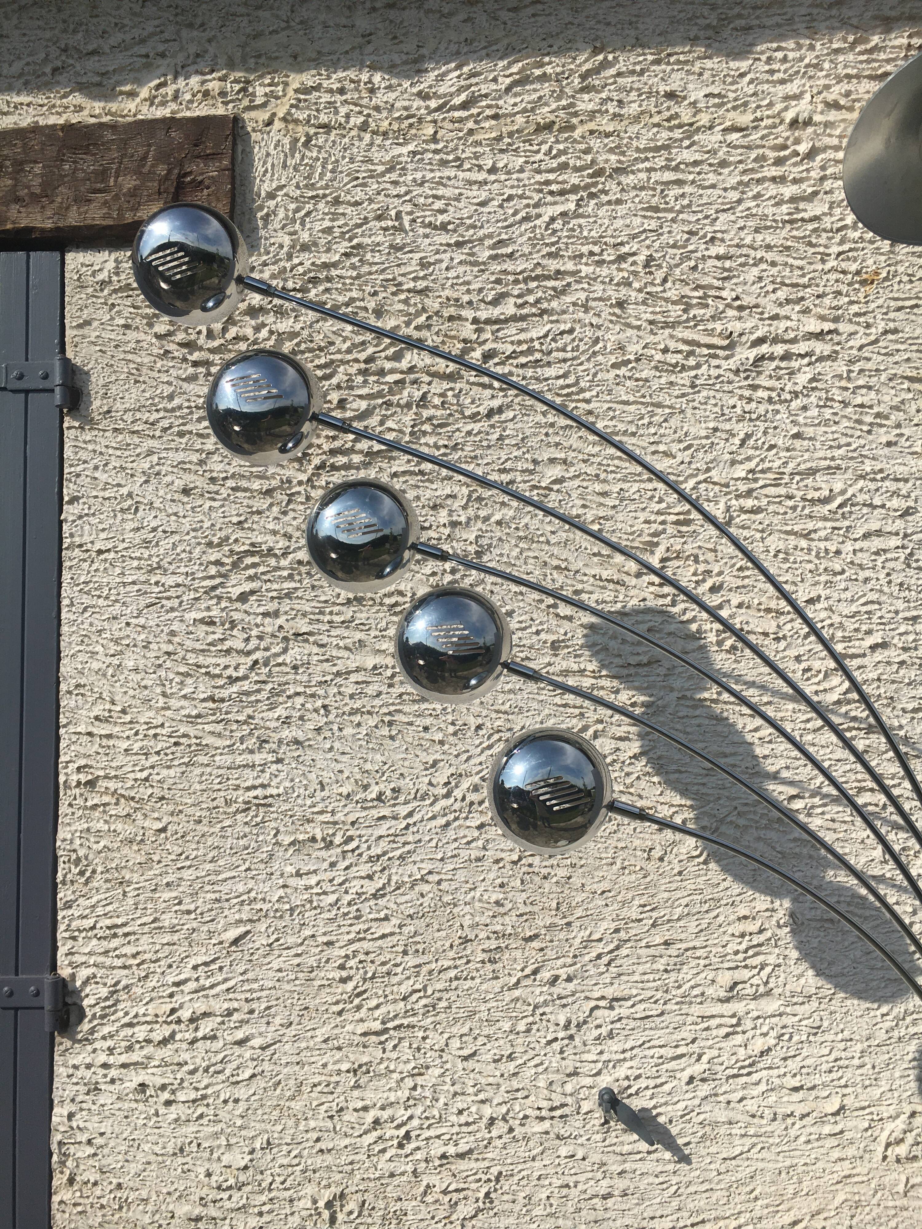 Thrush lamppost vintage 70s