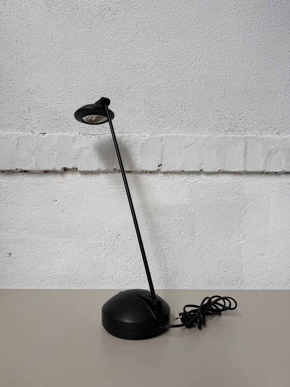 Unilux desk lamp reference 2070