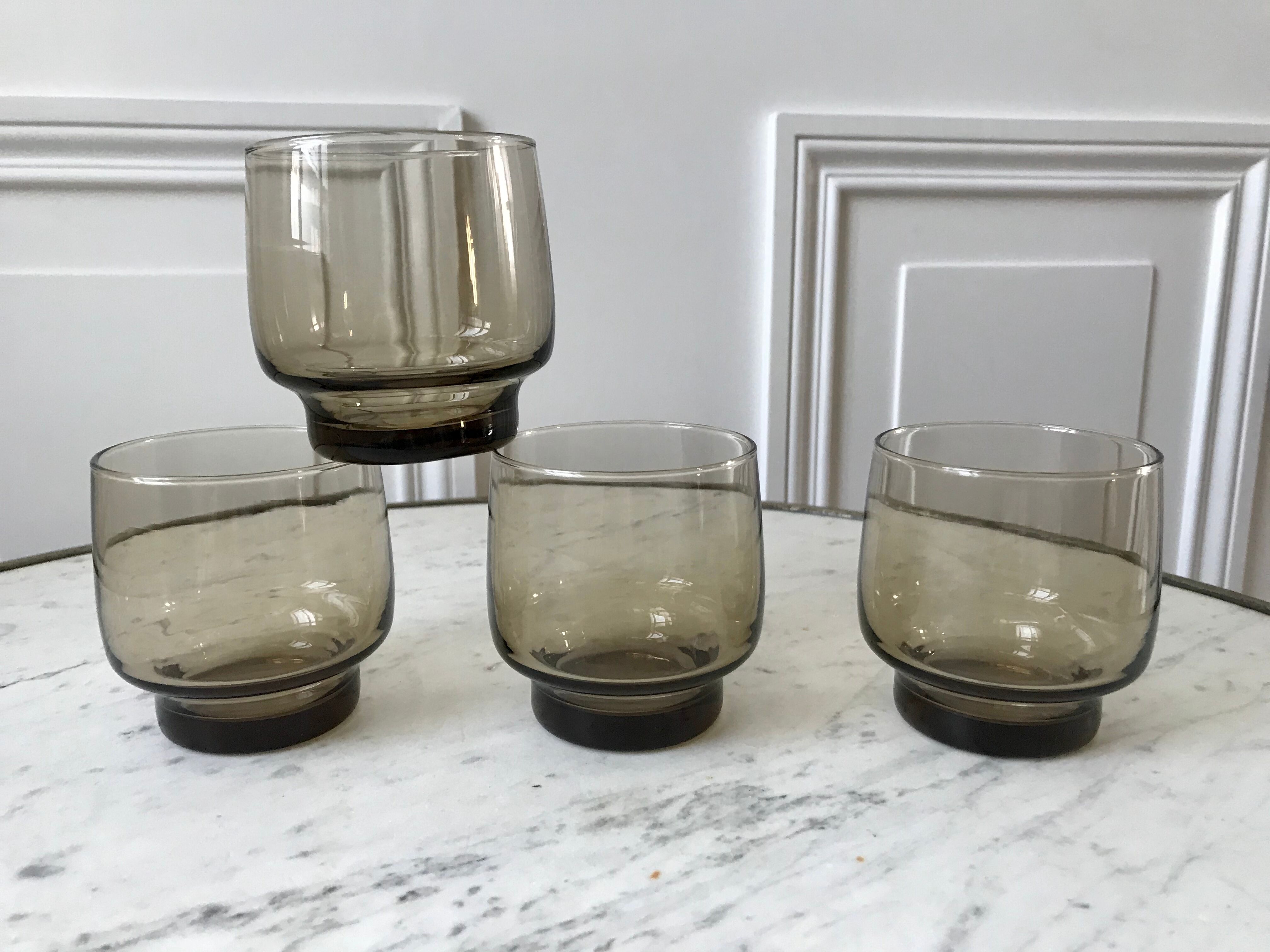 Set of 4 glasses in smoked glass 70s