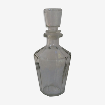 Glass carafe