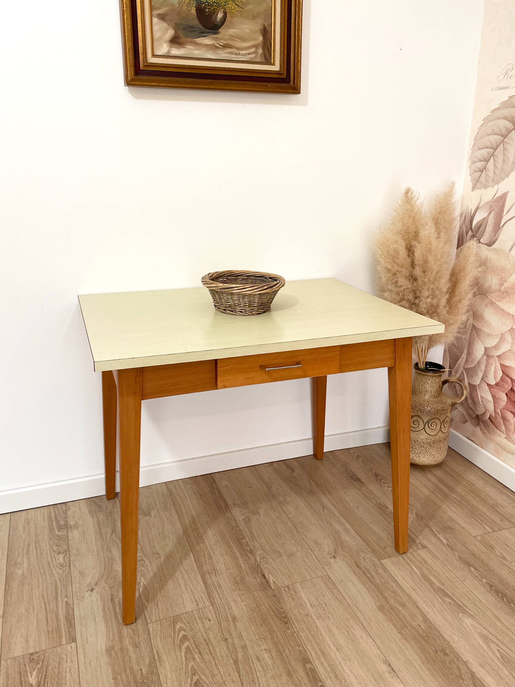 Formica table
