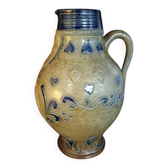 Ceramic pitcher/jug with Roger Guerin coat of arms.