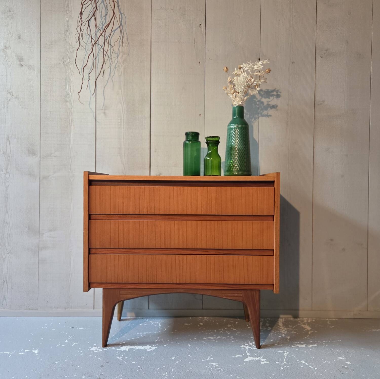 Scandinavian chest of drawers