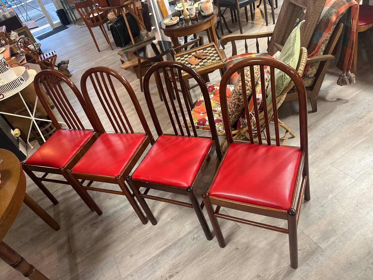4 chairs