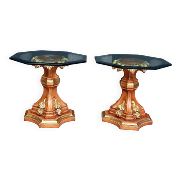 Paire de tables d'appoint de style régence