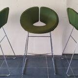 Artifort Tabouret chromé et tissu vert par Patrick Norguet