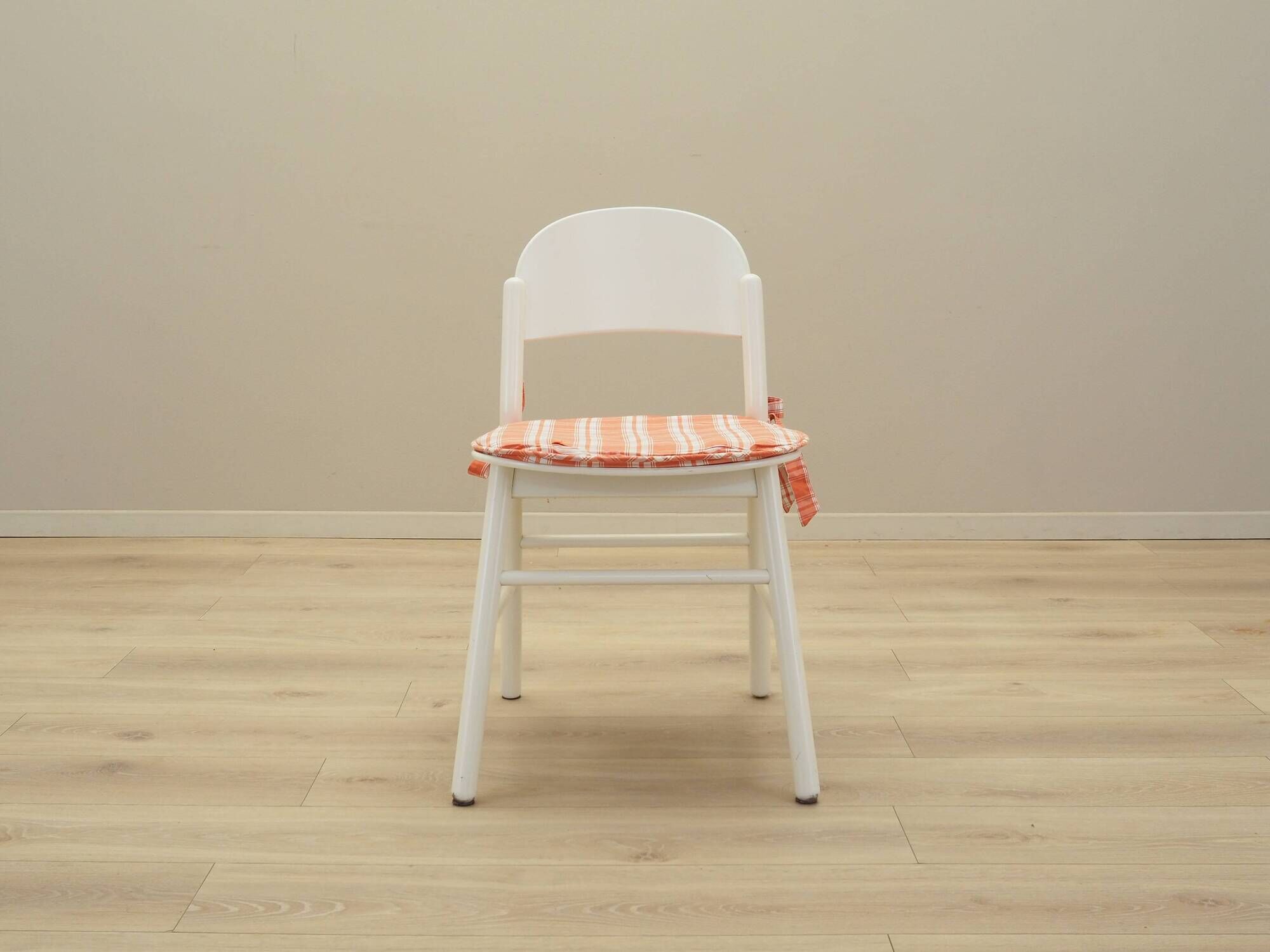 Set of four beech chairs, Italian design, 1970s, production: Italy