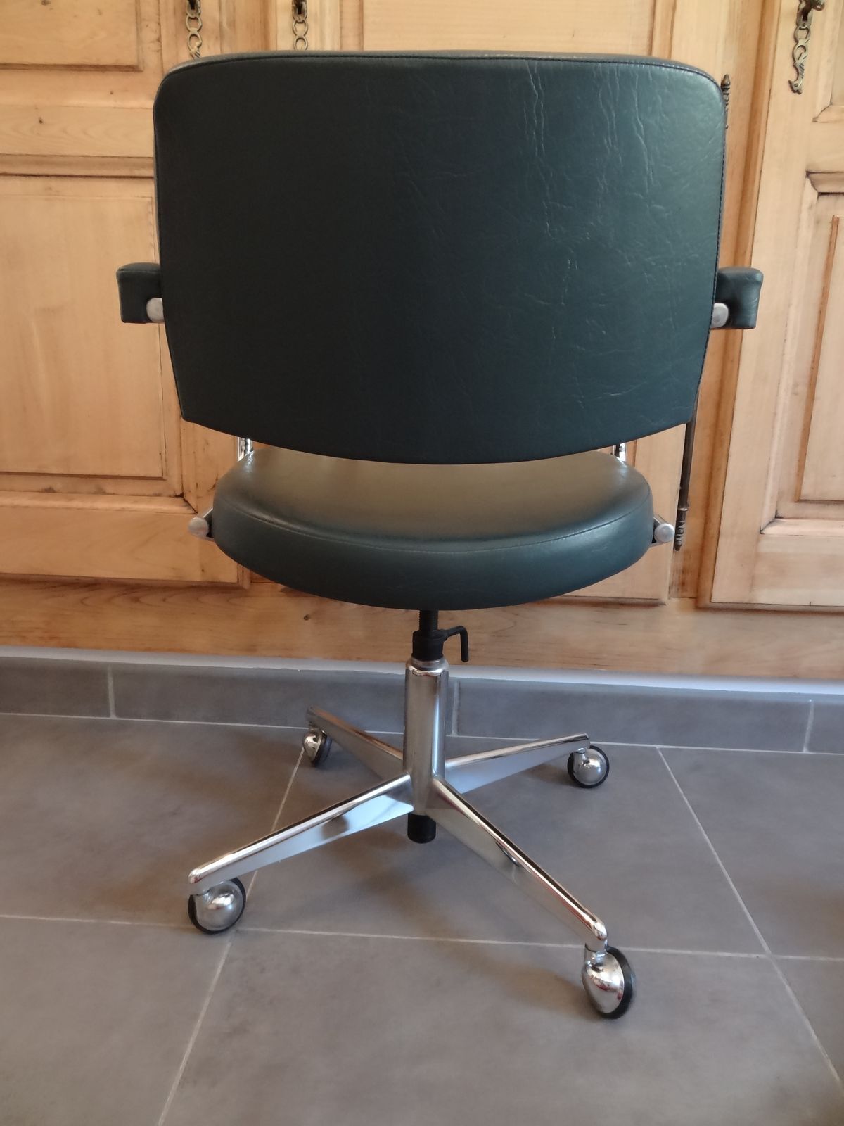 Fauteuil de bureau à roulettes années 60
