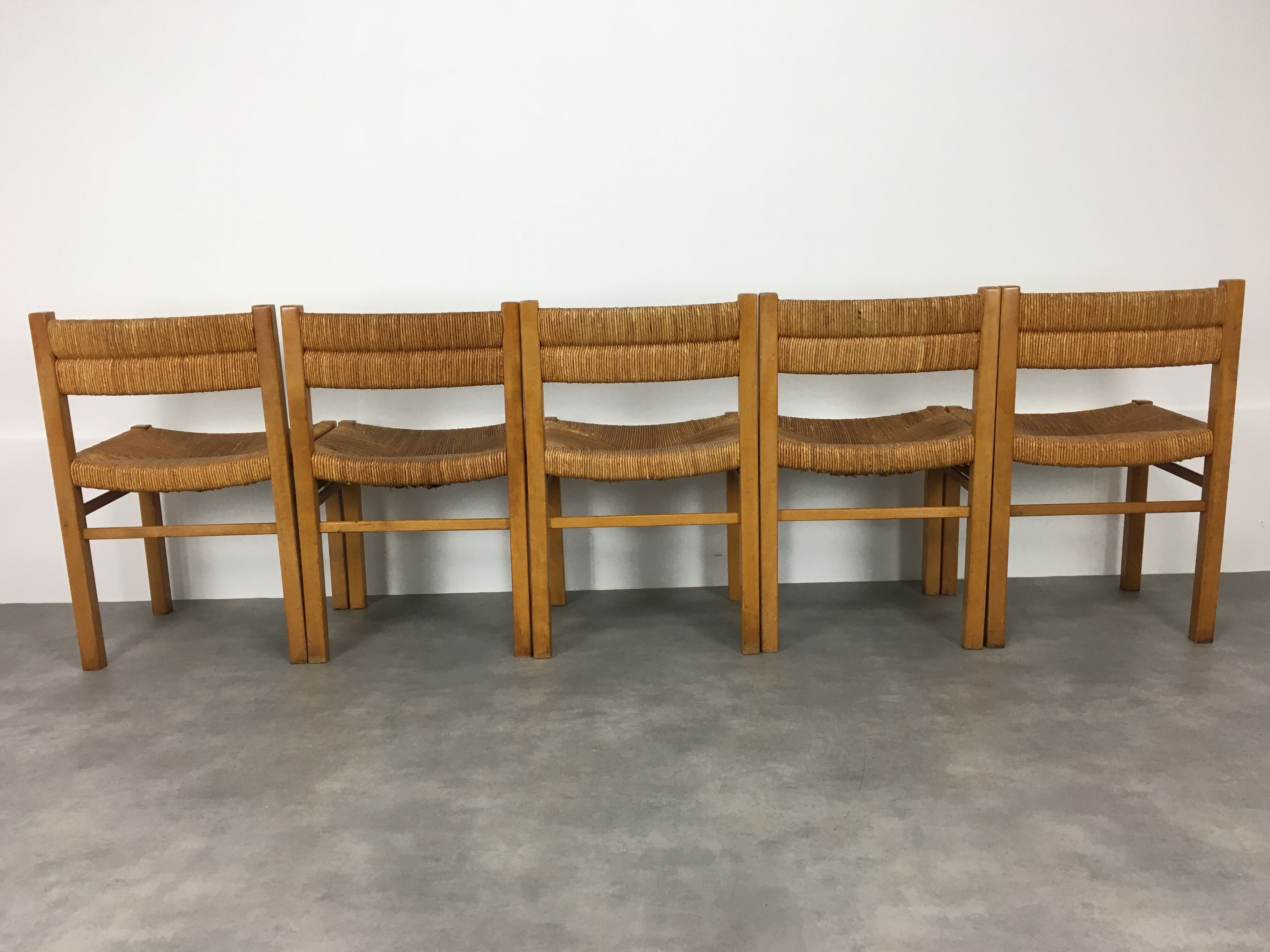Set of 5 chairs in wood and straw, 60s