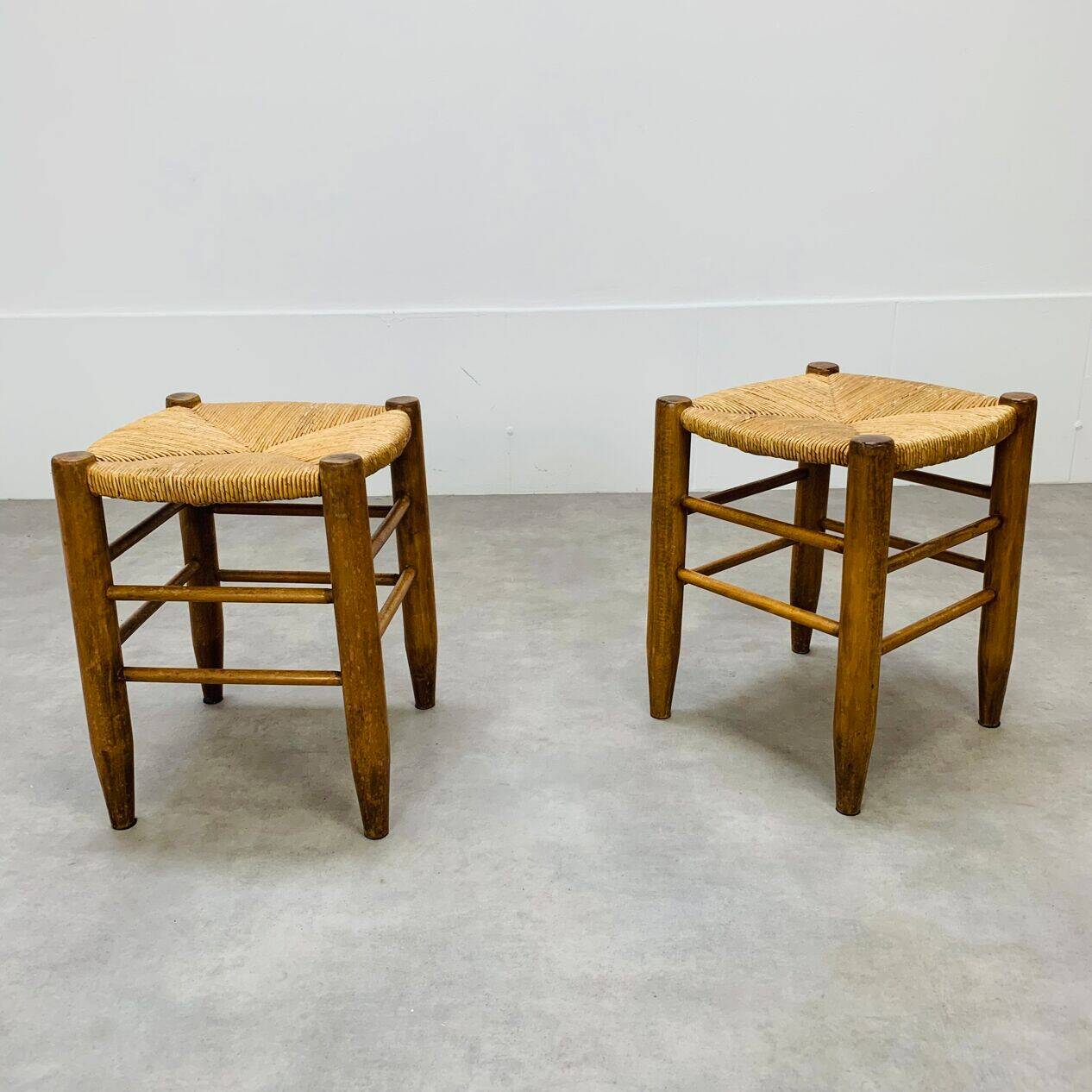 Pair of straw and wood stools, 1960s, neo-rustic style.
