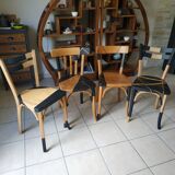Ensemble chaises bistrot dépareillées
