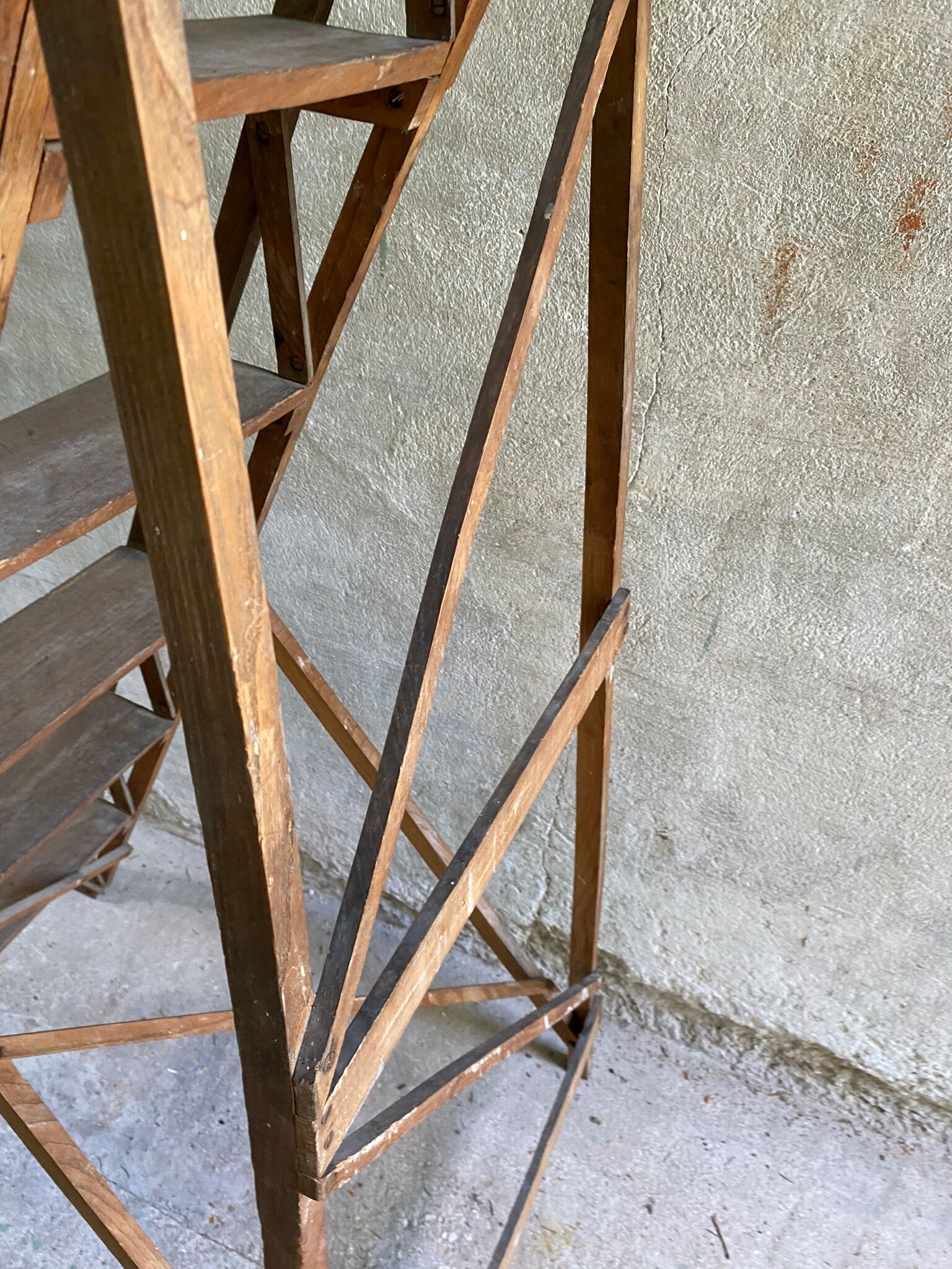 Vintage wooden painter's stepladder 6 folding steps