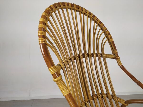 Rocking-chair rotin vintage